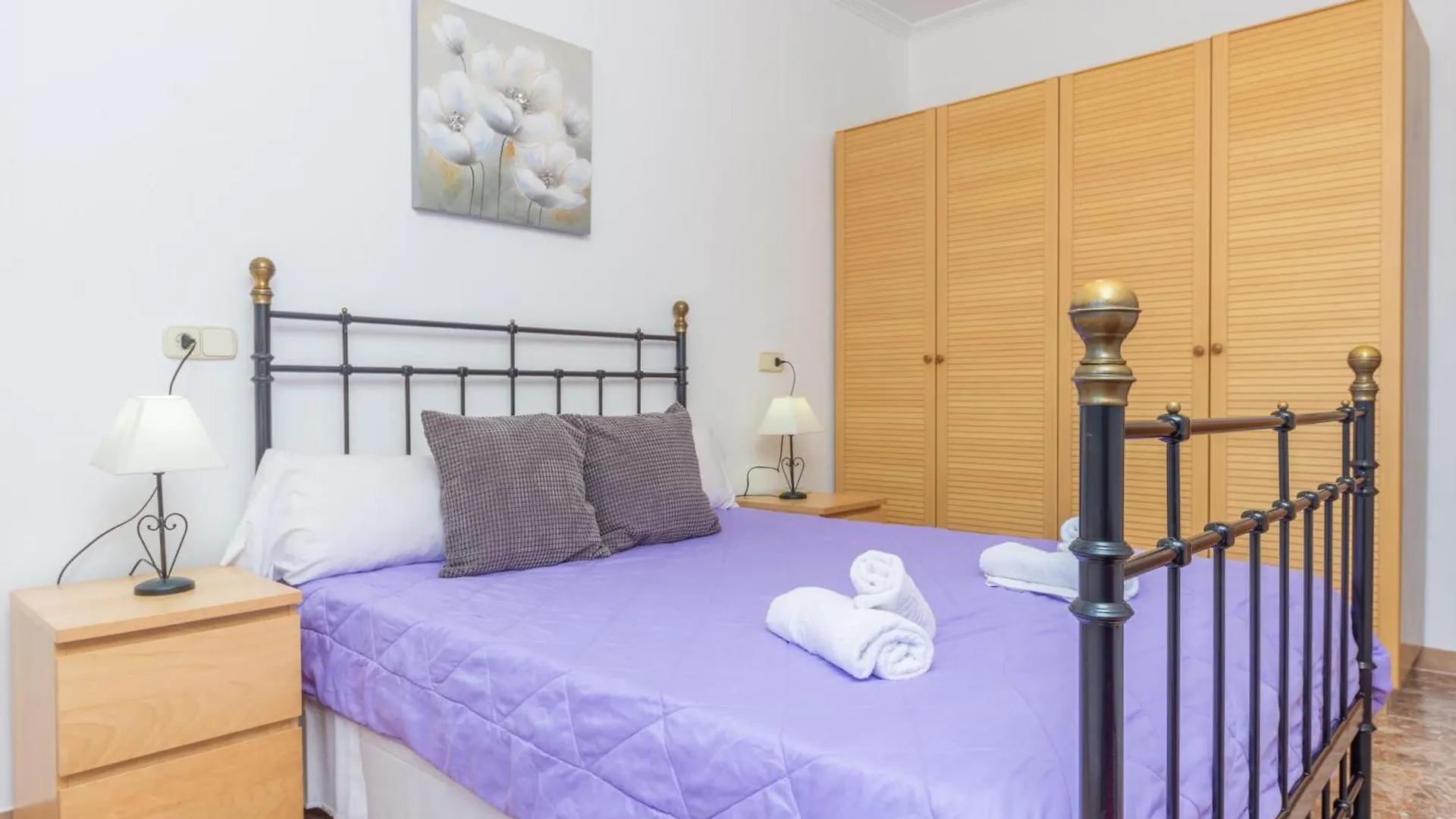מנקור Villa Fernando 0*,